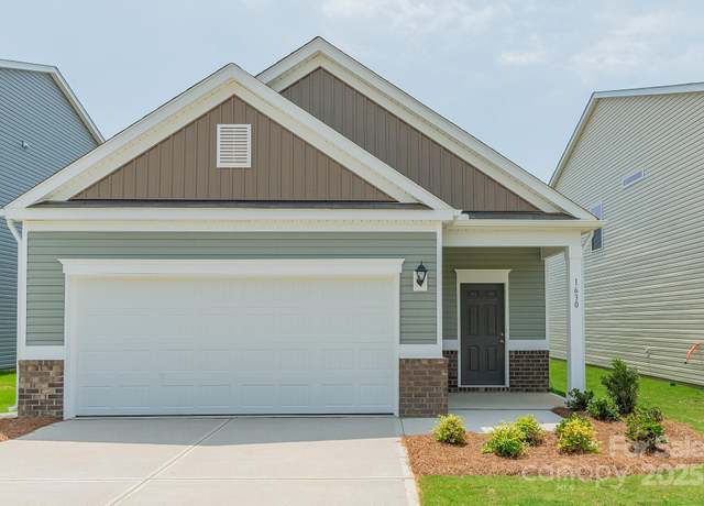 Property at 1630 Troon Dr, Salisbury, NC 28144, 3 beds, 2 baths