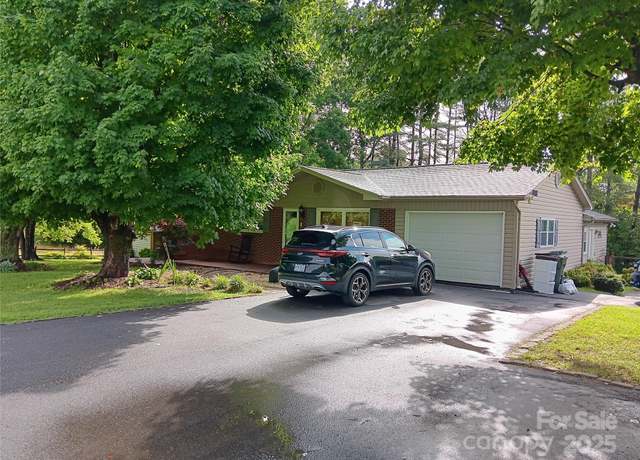 Property at 309 Sheldon St, Hudson, NC 28638, 4 beds, 2 baths