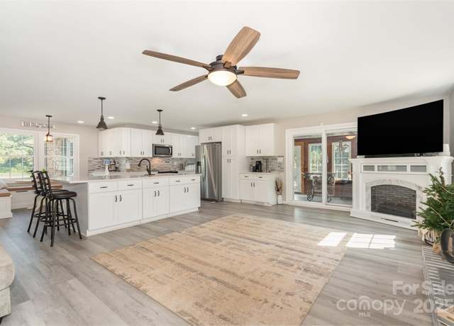 Property at 197 Sain Rd, Statesville, NC 28625, 5 beds, 4 baths