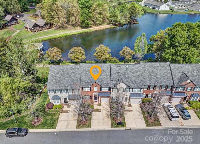 Property at 4011 Fenworth Ct, Fort Mill, SC 29715, 3 beds, 2.5 baths