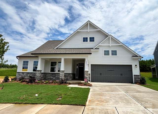 Property at 2237 Tabor Rd #585, Sherrills Ford, NC 28673, 4 beds, 3.5 baths