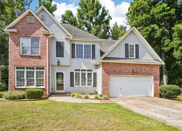 Property at 116 Scottie Ct, Rock Hill, SC 29730, 5 beds, 2.5 baths