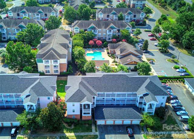 Property at 9022 Meadow Vista Rd, Charlotte, NC 28213, 2 beds, 2 baths