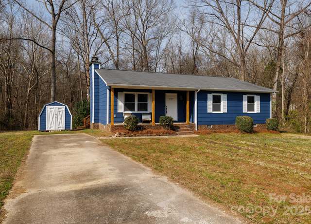 Property at 1757 Ashcroft Ln, Rock Hill, SC 29732, 3 beds, 2 baths