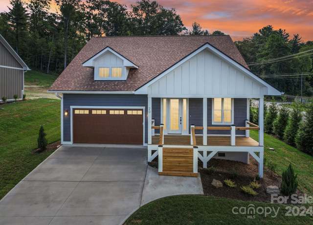 Property at 20 Maple Knoll Dr, Hendersonville, NC 28792, 3 beds, 2 baths