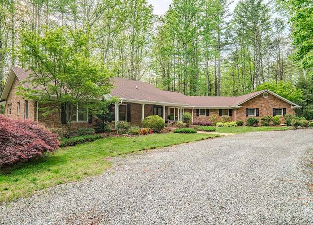 Property at 290 Tranquility Pl, Hendersonville, NC 28739, 5 beds, 3.5 baths