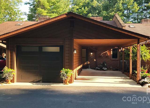 Property at 308 Woodfield Dr, Asheville, NC 28803, 3 beds, 4 baths