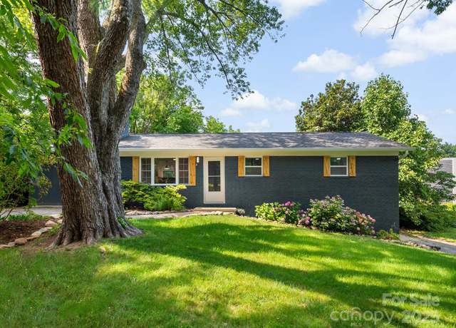 Property at 28 Pine Ln, Asheville, NC 28806, 4 beds, 2.5 baths