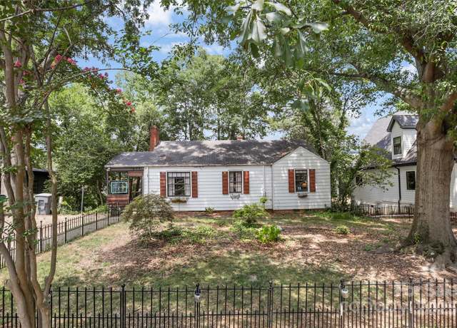 Property at 1825 Beckwith Pl, Charlotte, NC 28205, 3 beds, 1 bath