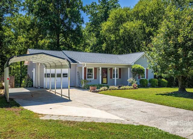Property at 3318 Danial St, Conover, NC 28613, 3 beds, 1.5 baths