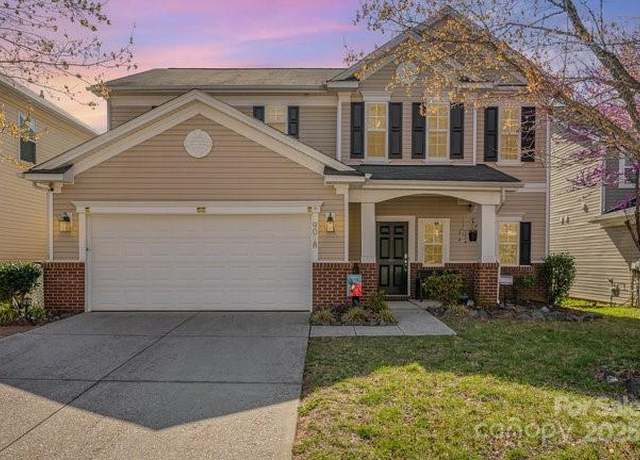 Property at 9018 Seamill Rd, Charlotte, NC 28278, 3 beds, 2.5 baths