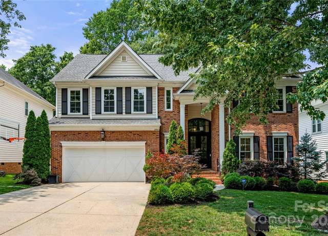 Property at 8500 Headford Rd, Charlotte, NC 28277, 4 beds, 2.5 baths