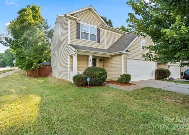Property at 4831 Belmar Place Rd, Charlotte, NC 28269, 3 beds, 2.5 baths