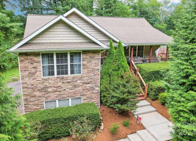Property at 33 Warlick Rd, Mills River, NC 28759, 3 beds, 3 baths