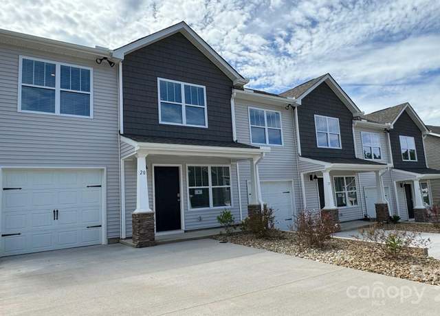 Property at 33 Cain Hollow Way, Asheville, NC 28806, 3 beds, 2.5 baths