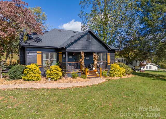 Property at 2145 Old Murphy Rd, Franklin, NC 28734, 4 beds, 2 baths