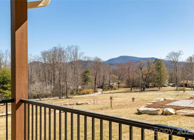Property at 126 Whiskey River Run, Hendersonville, NC 28792, 3 beds, 2 baths