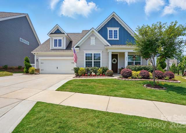 Property at 4527 Waylon Ave, Fort Mill, SC 29715, 4 beds, 4.5 baths