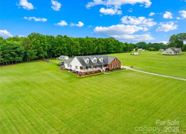 Property at 106 Laren Rd, Shelby, NC 28152, 3 beds, 2 baths