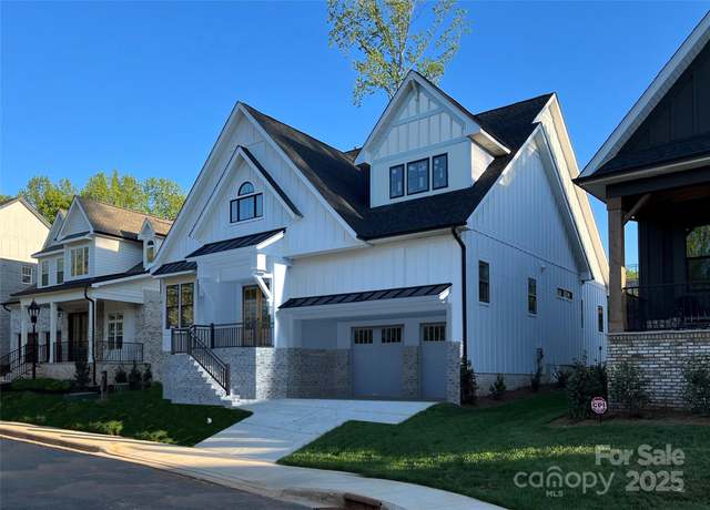 Property at 827 Naples Dr, Davidson, NC 28036, 4 beds, 4 baths