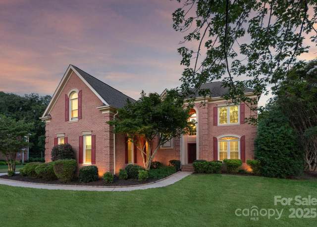 Property at 9407 Belmont Ln, Marvin, NC 28173, 5 beds, 3.5 baths