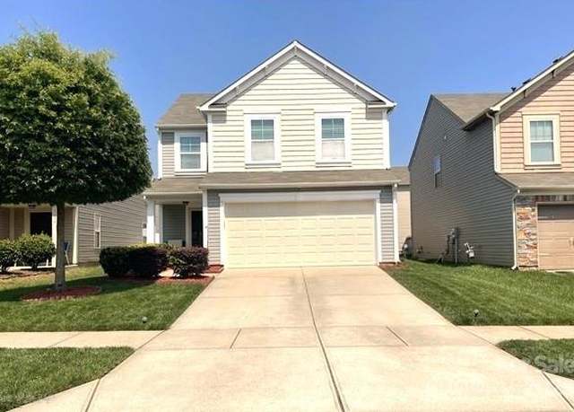 Property at 7106 Pitzer Dr, Charlotte, NC 28269, 3 beds, 2.5 baths