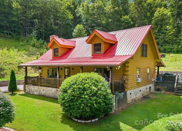 Property at 100 Goose Creek Rd, Marion, NC 28752, 3 beds, 2 baths