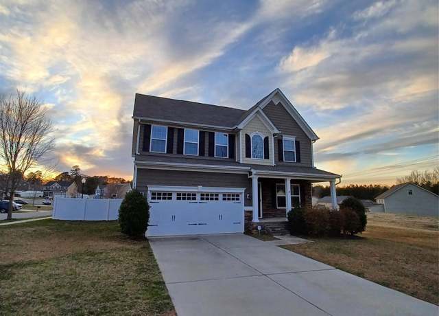 Property at 3717 English Garden Dr, Gastonia, NC 28056, 3 beds, 2.5 baths