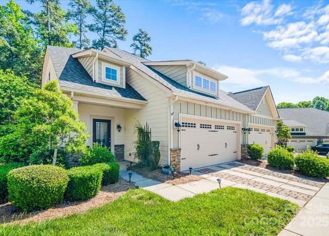 Property at 204 Aztec Cir, Mooresville, NC 28117, 3 beds, 2.5 baths