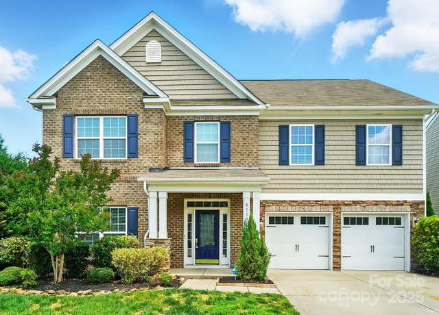 Property at 8115 Kelburn Ln, Charlotte, NC 28273, 5 beds, 4.5 baths
