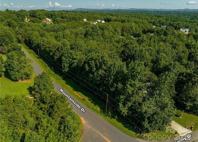 Property at 6210 Mountainside Dr, Hickory, NC 28601
