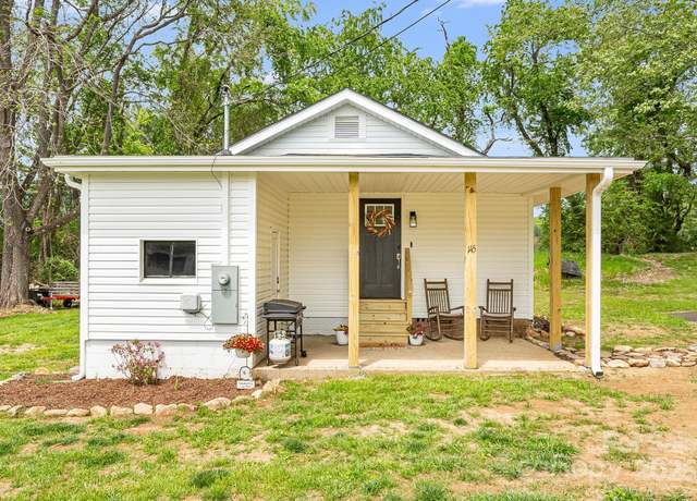 Property at 145 Avery St, Waynesville, NC 28786, 2 beds, 1 bath
