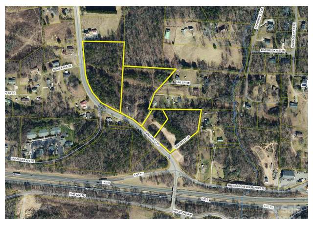 Property at 1403 Carolina St SE, Valdese, NC 28690