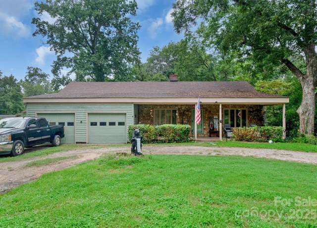 Property at 1262 Lawrence Rd, Clover, SC 29710, 2 beds, 2 baths