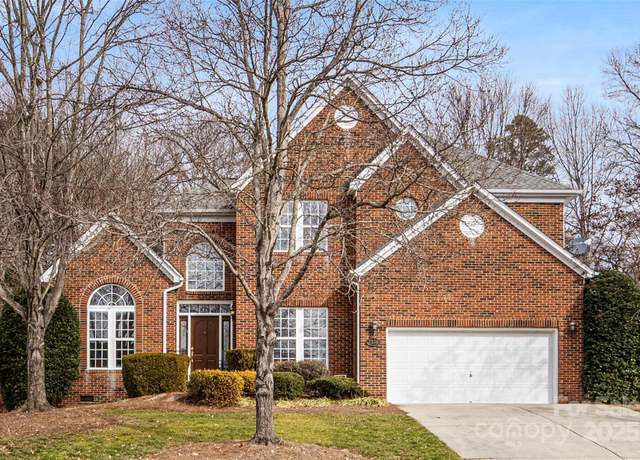 Property at 2330 Oberwood Dr, Charlotte, NC 28270, 4 beds, 3 baths