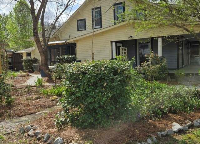 Property at 724 Summit St, Walnut Cove, NC 27052, 4 beds, 2 baths