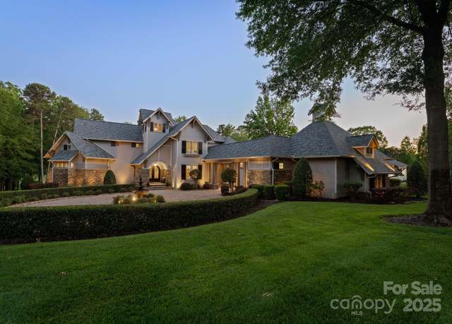 Property at 143 Jeremy Point Pl, Mooresville, NC 28117, 5 beds, 5.5 baths