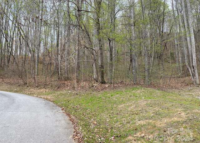 Property at 216 Cottage Side Trl, Travelers Rest, SC 29690