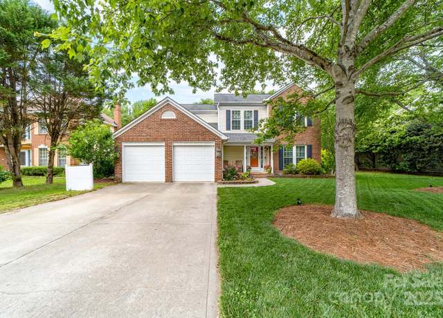 Property at 1916 Pine Mountain Rd, Charlotte, NC 28214, 3 beds, 2.5 baths