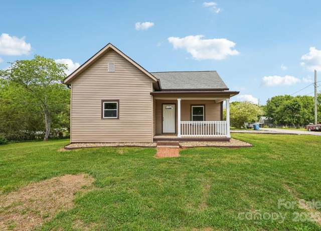 Property at 10 Lake St, Granite Falls, NC 28630, 2 beds, 1 bath