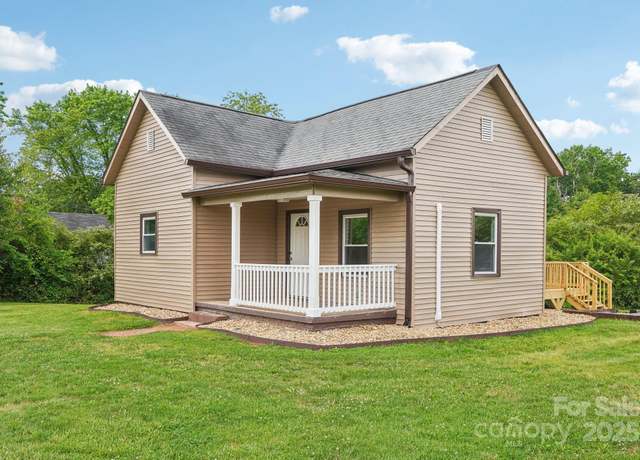 Property at 10 Lake St, Granite Falls, NC 28630, 2 beds, 1 bath
