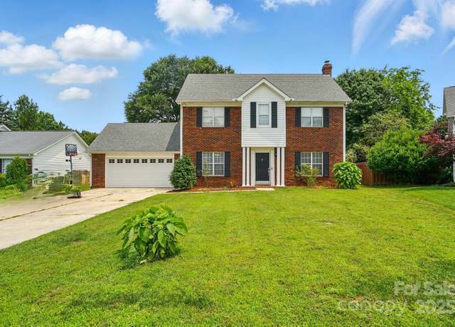 Property at 6821 Millingden Ct, Charlotte, NC 28277, 3 beds, 2.5 baths