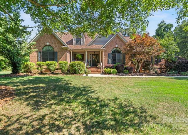 Property at 1316 Yellowood Ct #56, Rock Hill, SC 29732, 4 beds, 3 baths