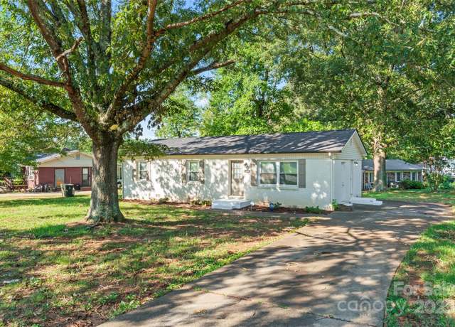 Property at 1505 Northwoods Dr, Kings Mountain, NC 28086, 3 beds, 1.5 baths