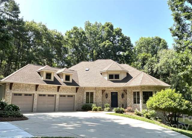 Property at 301 Agnew Rd, Mooresville, NC 28117, 4 beds, 3.5 baths