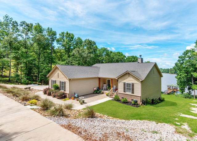 Property at 1879 Wateree Rd, Winnsboro, SC 29180, 3 beds, 2 baths
