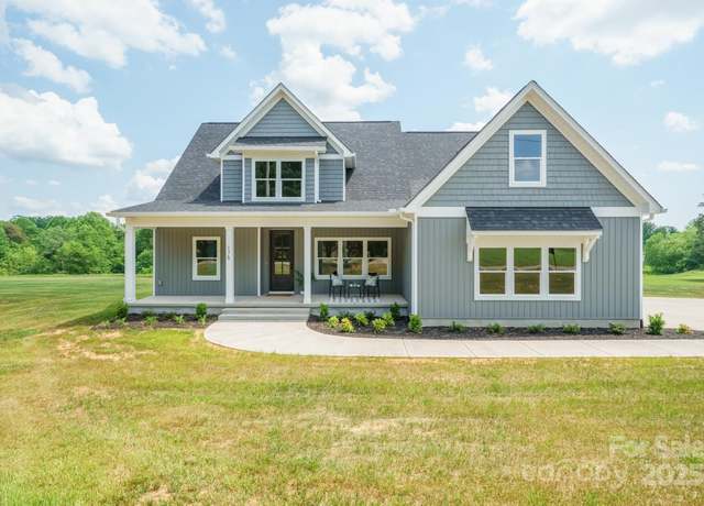 Property at 175 Lone Pine Rd, Statesville, NC 28625, 4 beds, 2.5 baths