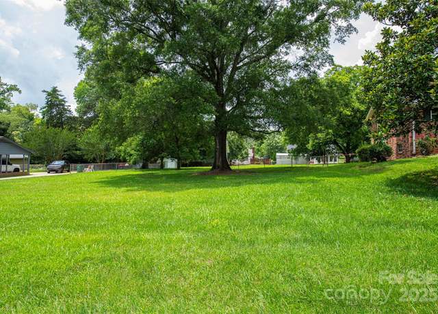 Property at 1224 Manchester Ln, Charlotte, NC 28227
