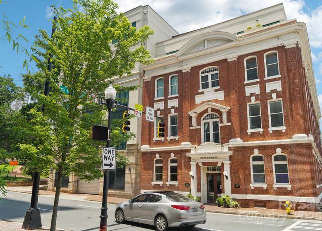 Property at 229 N Church St #401, Charlotte, NC 28202, 3 beds, 2.5 baths