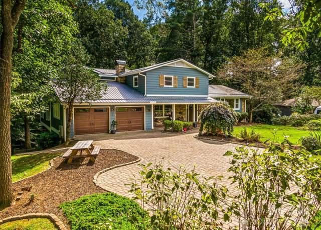Property at 135 Dogwood Dr, Brevard, NC 28712, 5 beds, 5 baths